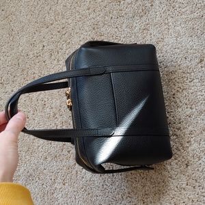 Leather satchel by Linjer